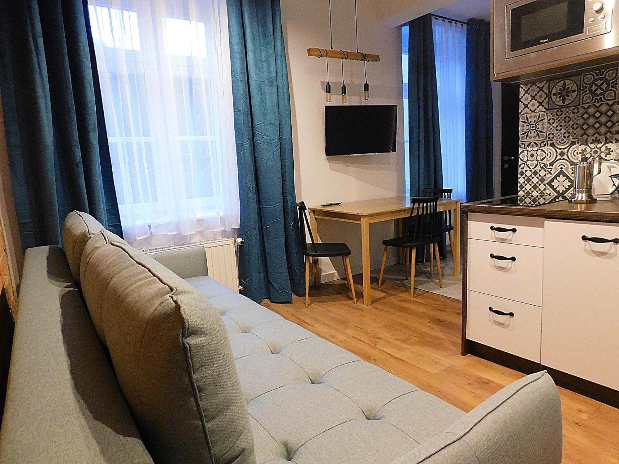 Apartamenty Baj No1 & No2 Thorn Exterior foto