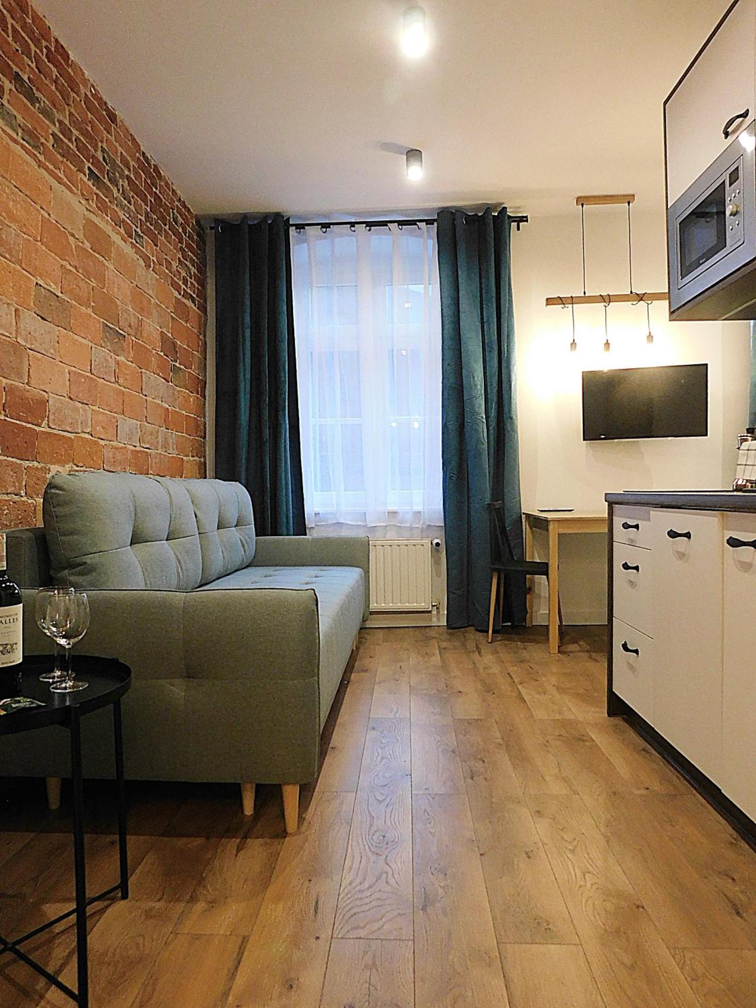 Apartamenty Baj No1 & No2 Thorn Exterior foto
